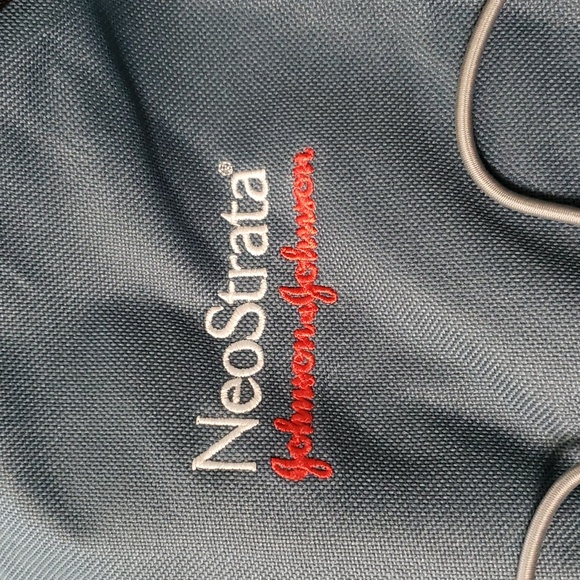 Backpack from Johnson & Johnson NEW - Picture 2 of 8